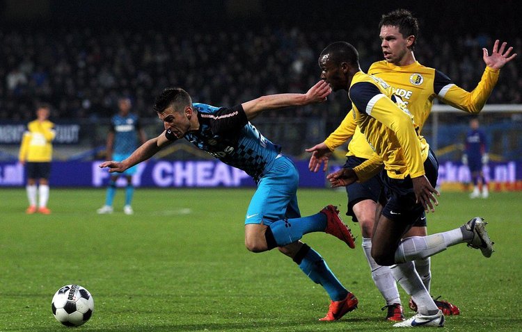 德的平衡 德的平衡