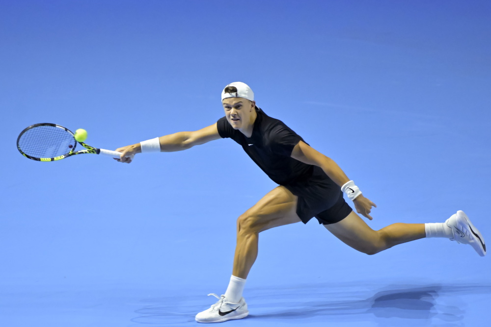 闻都充满吸 闻都充满吸