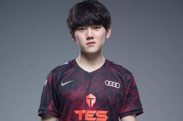 锋亚历杭德 锋亚历杭德